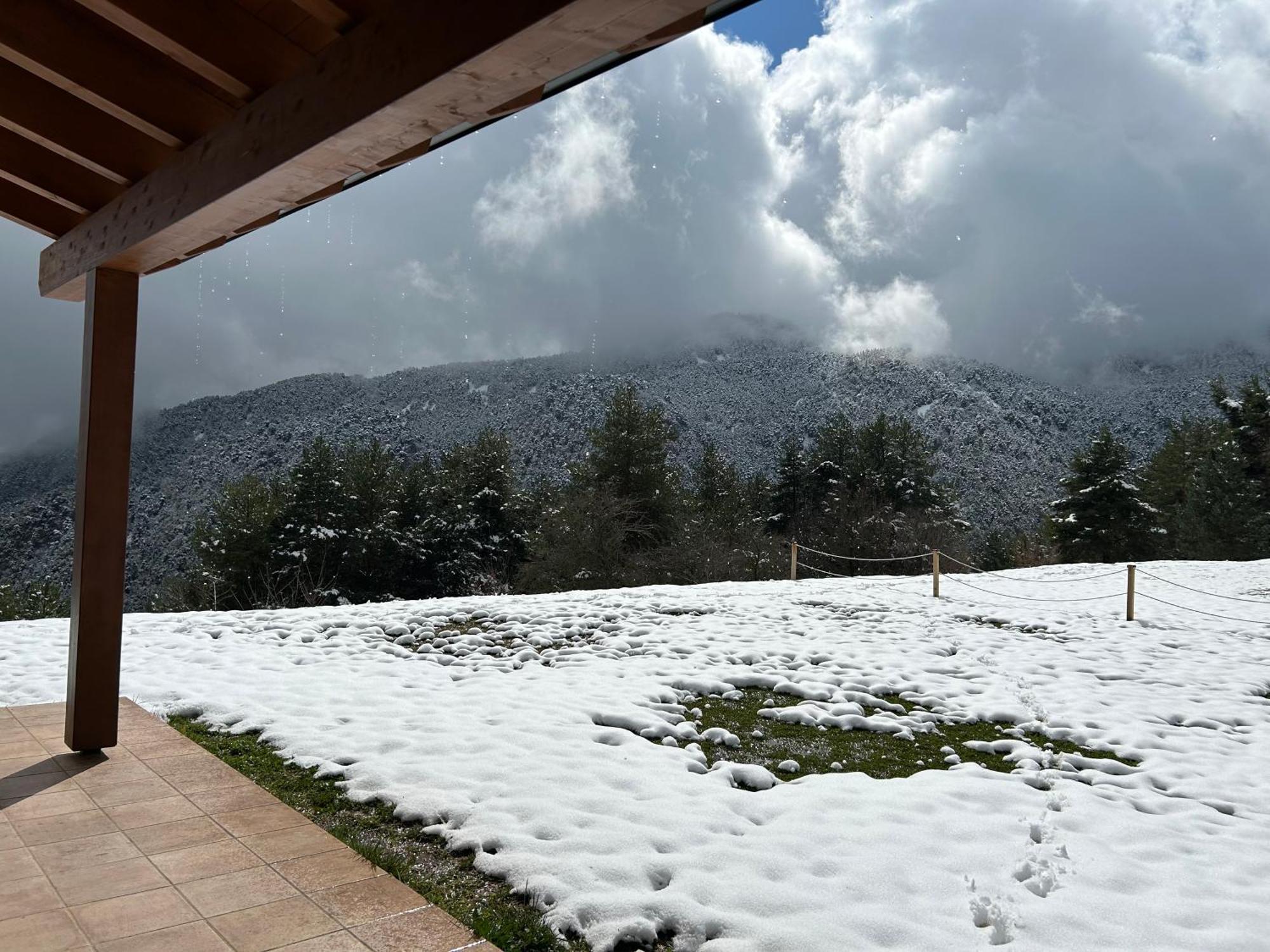 Casa De Les Escoles, Espinalbet - Alberga Castellar del Riu Eksteriør bilde